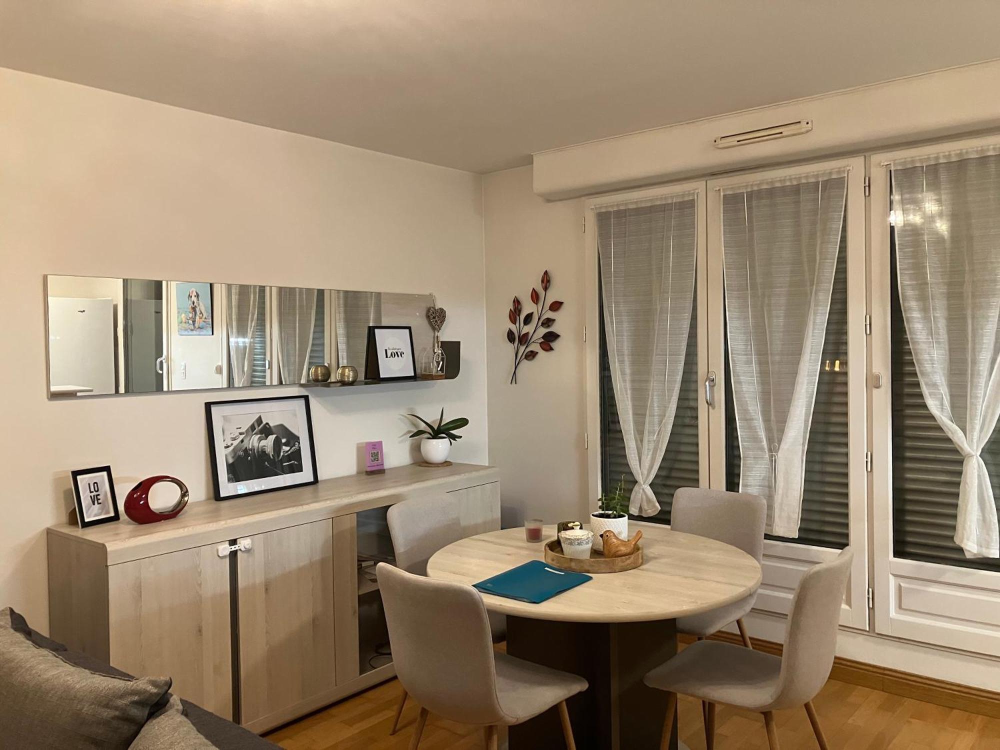 Appartement Avec Parking & Linge Inclus & Local Velos Blois Dış mekan fotoğraf